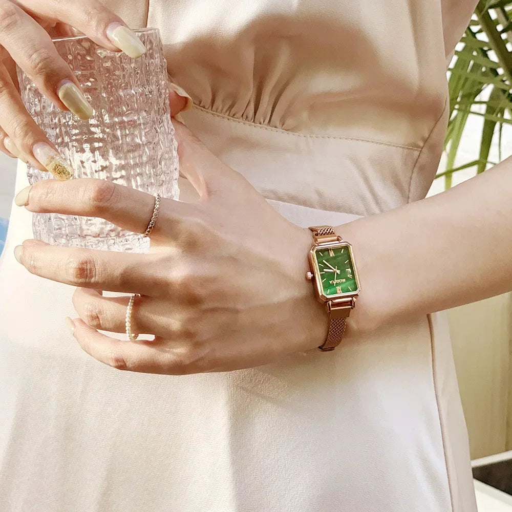 Luxury Mesh Strap Women’s Watch – Green Dial