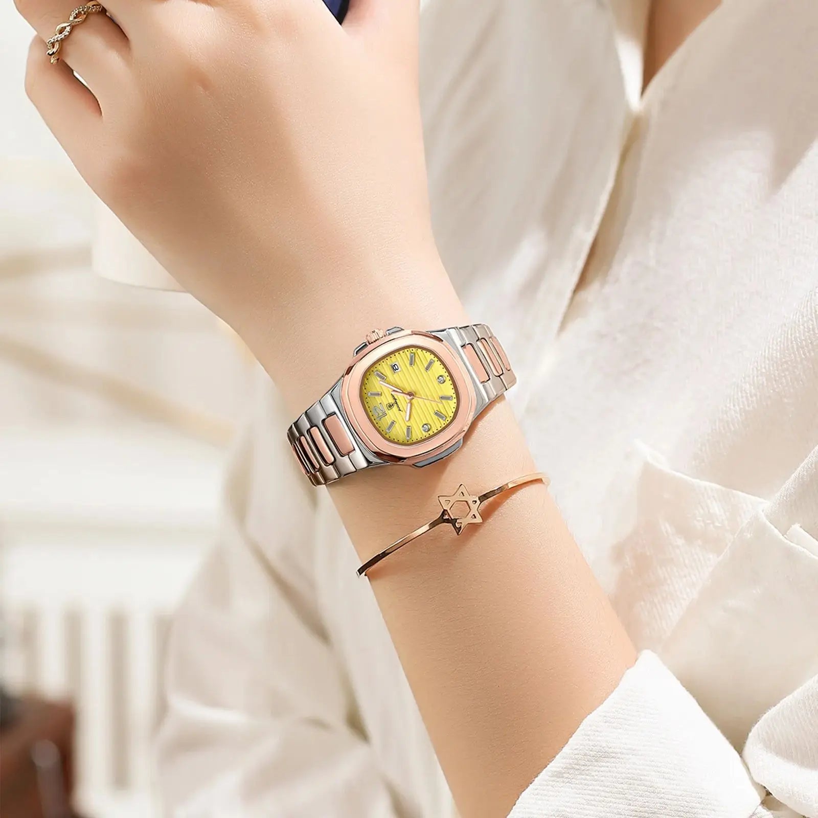 Luxury Women’s Watch – Waterproof, Luminous