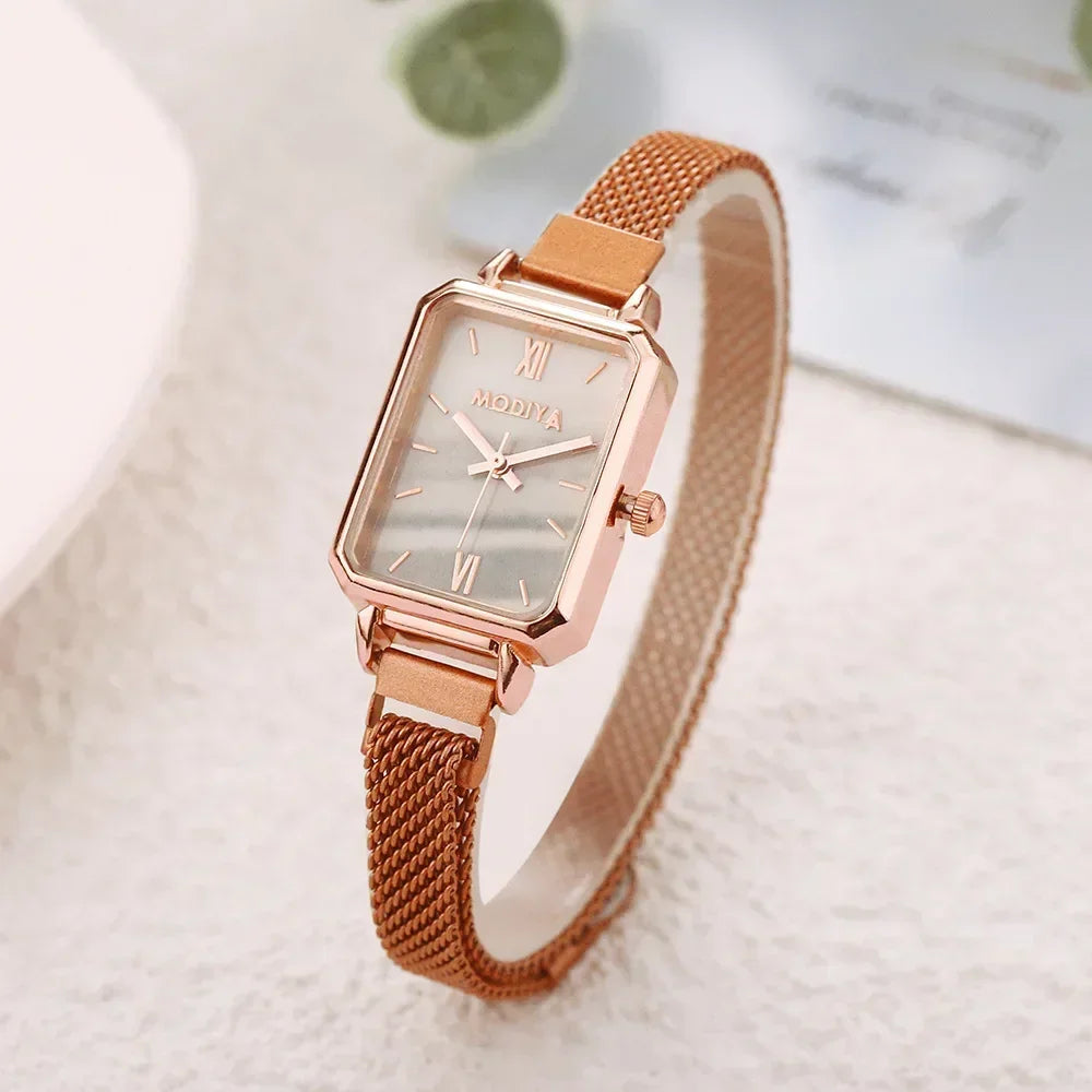 Luxury Mesh Strap Women’s Watch – Green Dial