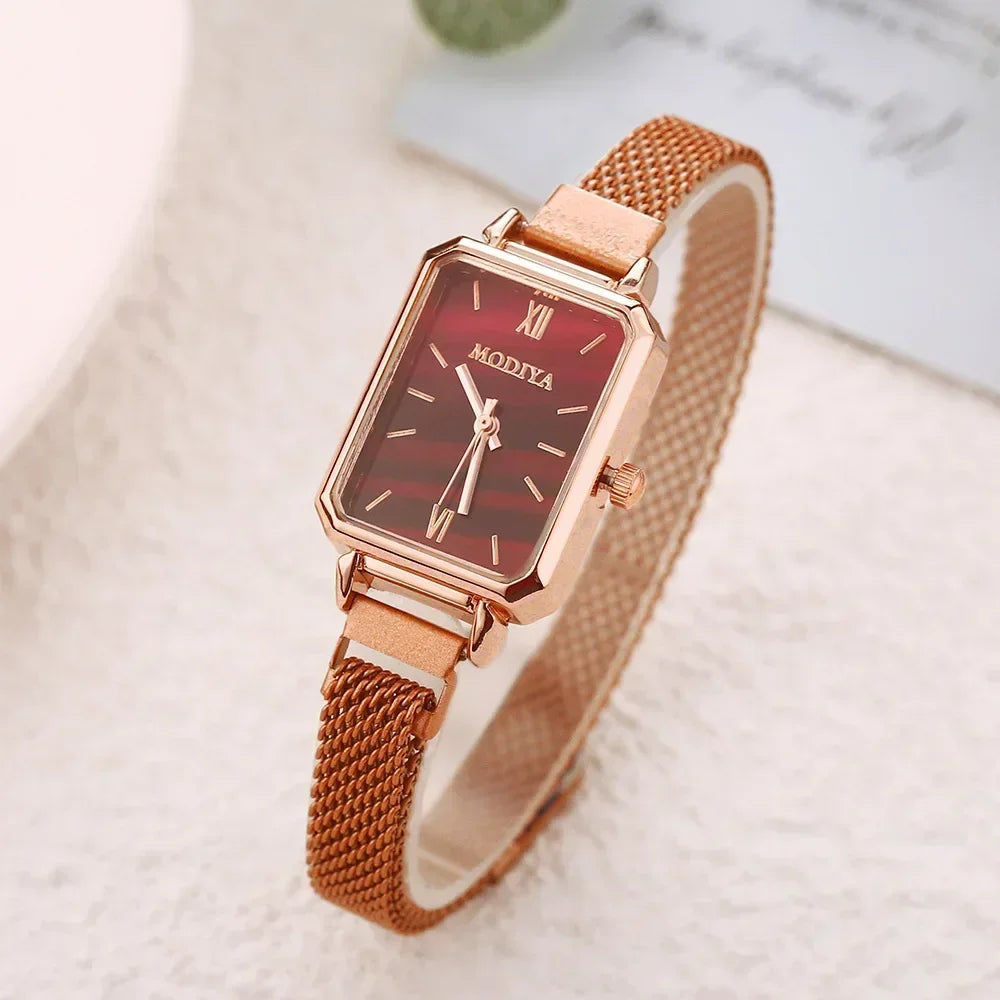 Luxury Mesh Strap Women’s Watch – Green Dial